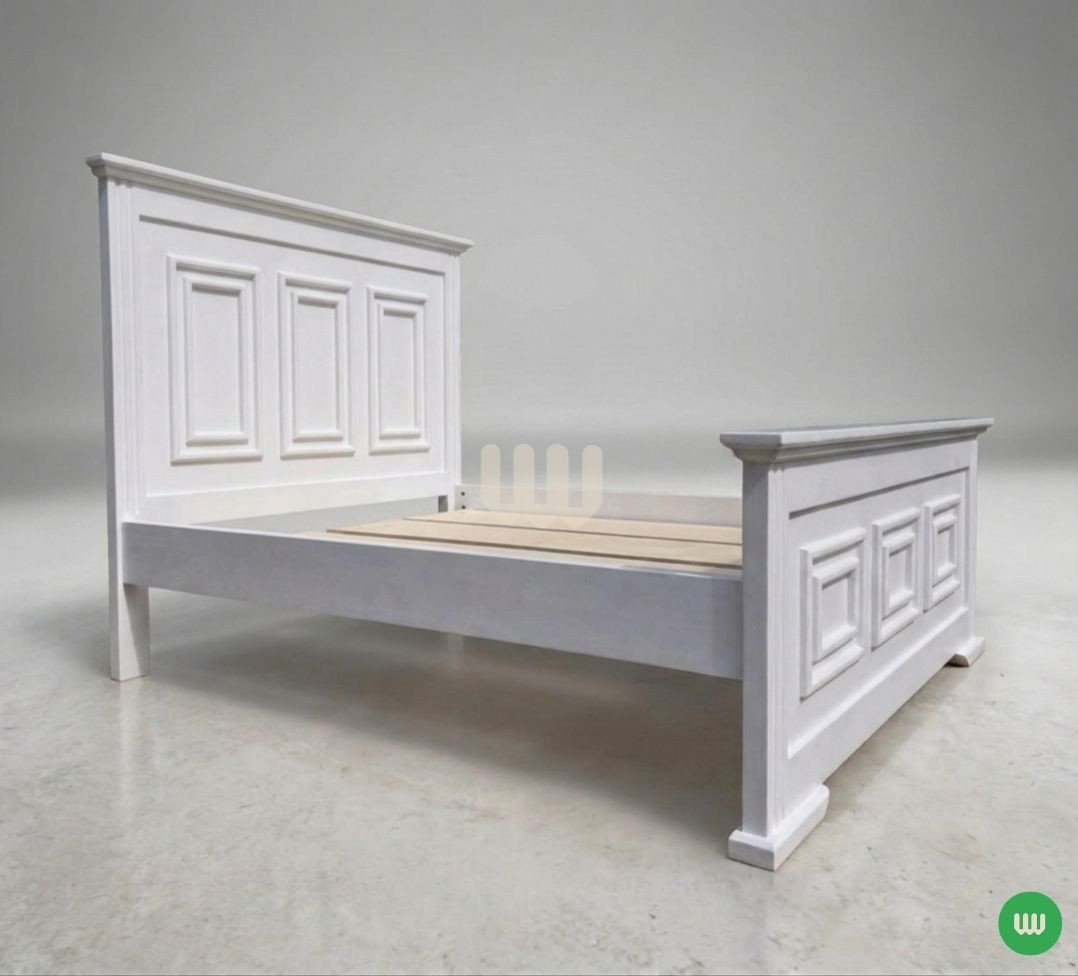 Mwangaza White Bed – 6 by 5 | Brilliant White Finish