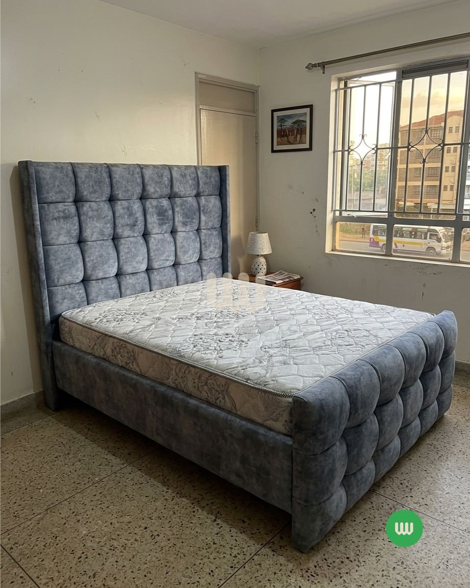 Bestie Box Tufted Chester Bed | Grey Upholstery & Hardwood Framing